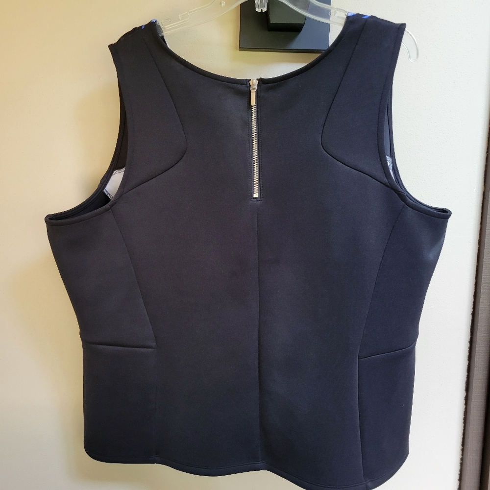 ●●SALE●● EUC Lane Bryant Tribal Sleeveless Top  22/24 - Picture 4 of 8
